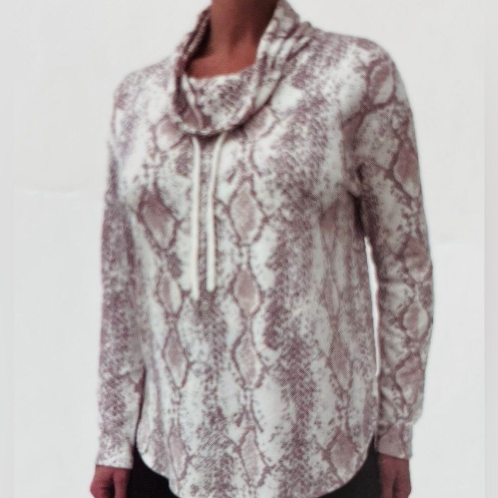 Calvin Klein Women’s Pink White Snake Print Long Sleeve Sweater Cowl Neck Large